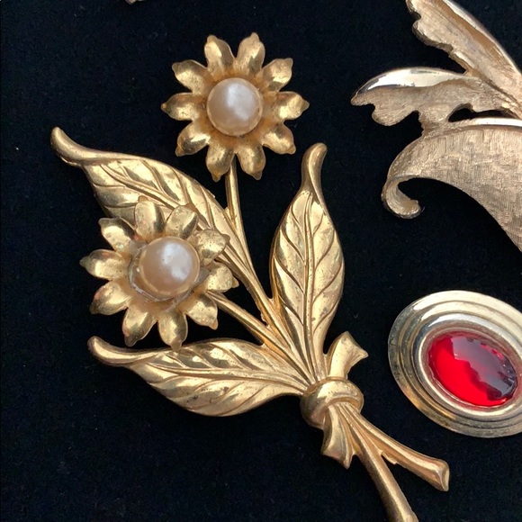 Vintage Brooch bundle - Picture 2 of 6